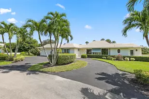 4 Country Club Cir, Village of Golf, FL 33436 - Photo 4