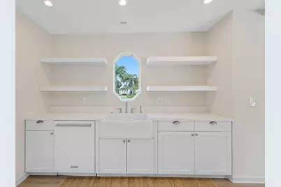 4 Country Club Circle, Village of Golf, FL 33436 - Photo 12