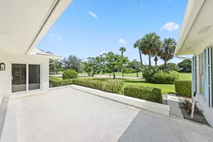 4 Country Club Cir, Village of Golf, FL 33436 - Photo 28
