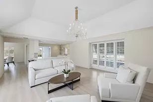 4 Country Club Cir, Village of Golf, FL 33436 - Photo 8