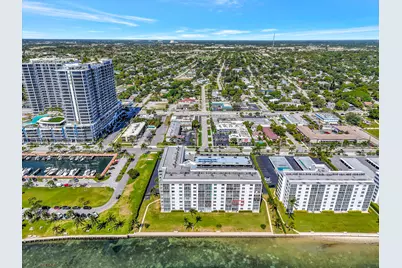 301 Lake Shore Drive #302, Lake Park, FL 33403 - Photo 32