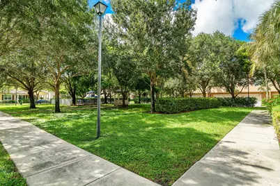 4607 Danson Way, Delray Beach, FL 33445 - Photo 32