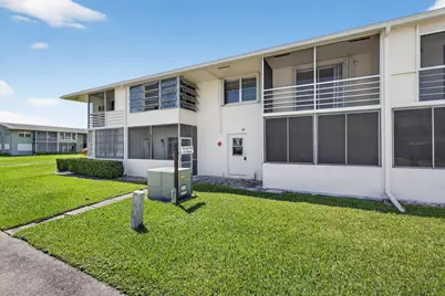 43 Easthampton B, West Palm Beach, FL 33417 - Photo 12