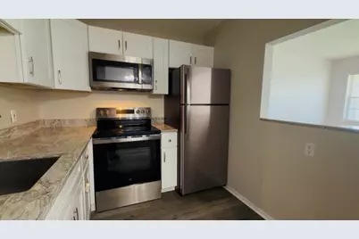 43 Easthampton B, West Palm Beach, FL 33417 - Photo 6