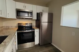 43 Easthampton B, West Palm Beach, FL 33417 - Photo 6