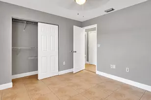 22258 SW 98th Pl, Cutler Bay, FL 33190 - Photo 14
