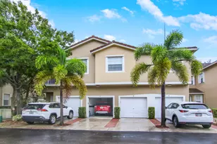 108 Lighthouse Cir, Tequesta, FL 33469 - Photo 2