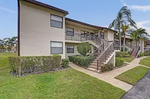 7674 Tahiti Ln, Lake Worth, FL 33467 - Photo 6