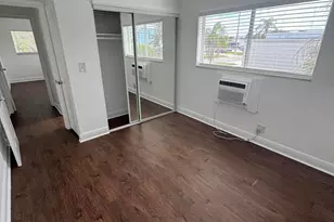 510 Lake Shore Dr, Lake Park, FL 33403 - Photo 4