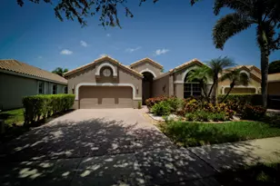 10052 Diamond Lake Dr, Boynton Beach, FL 33437 - Photo 2