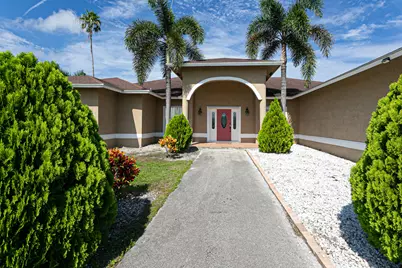 173 S Greenstar Avenue, Pahokee, FL 33476 - Photo 2