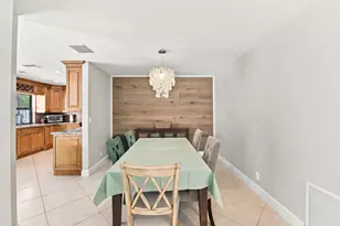 10666 NW 2nd Pl, Coral Springs, FL 33071 - Photo 18