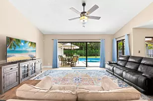 10666 NW 2nd Pl, Coral Springs, FL 33071 - Photo 6