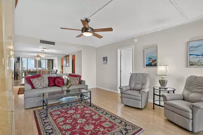 336 Golfview Road #605, North Palm Beach, FL 33408 - Photo 6