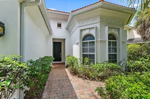 1071 Vintner Blvd, Palm Beach Gardens, FL 33410 - Photo 4