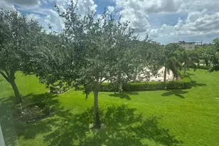 205 Mansfield Way E, Boca Raton, FL 33434 - Photo 1
