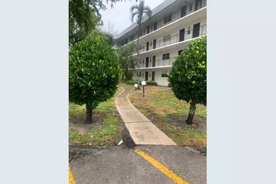 3360 Spanish Moss Terrace #413, Lauderhill, FL 33319 - Photo 2