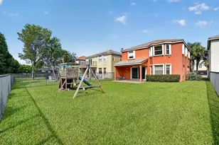 9135 Dupont Pl, Wellington, FL 33414 - Photo 20