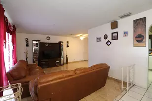 3132 NW 39th Ct, Lauderdale Lakes, FL 33309 - Photo 6