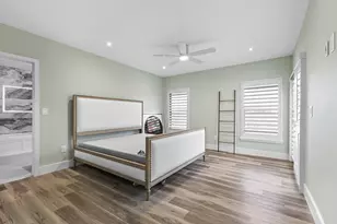 11311 Pond View Dr, Wellington, FL 33414 - Photo 2