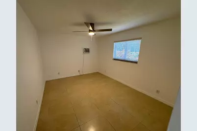 4717 NW 49th Place, Tamarac, FL 33319 - Photo 12