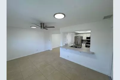 4717 NW 49th Place, Tamarac, FL 33319 - Photo 4