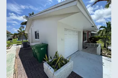 4717 NW 49th Place, Tamarac, FL 33319 - Photo 16