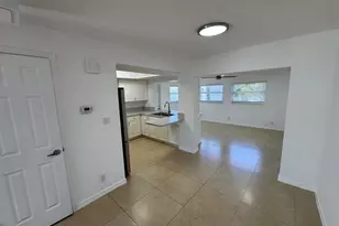 4717 NW 49th Pl, Tamarac, FL 33319 - Photo 4