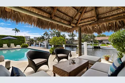 2750 NE 8th Court, Pompano Beach, FL 33062 - Photo 2