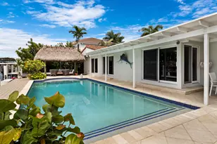 2750 NE 8th Ct, Pompano Beach, FL 33062 - Photo 32