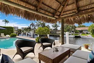 2750 NE 8th Ct, Pompano Beach, FL 33062 - Photo 2