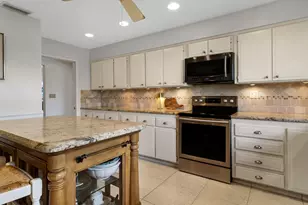 2750 NE 8th Ct, Pompano Beach, FL 33062 - Photo 14