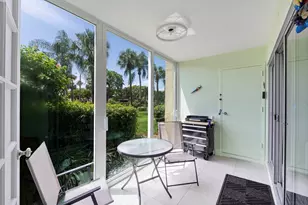 3590 Via Poinciana, Lake Worth, FL 33467 - Photo 4