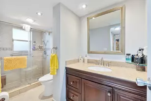 3590 Via Poinciana, Lake Worth, FL 33467 - Photo 8