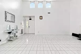 7918 Hibiscus Cir, Tamarac, FL 33321 - Photo 22