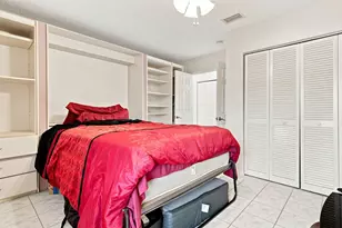 7918 Hibiscus Cir, Tamarac, FL 33321 - Photo 4