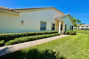 8110 Carnoustie Pl, Port Saint Lucie, FL 34986 - Photo 10