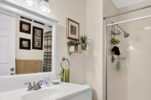 226 Lake Constance Dr, West Palm Beach, FL 33411 - Photo 12