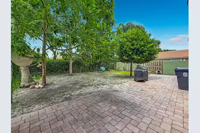 6657 Lurais Drive, Lake Worth, FL 33463 - Photo 34