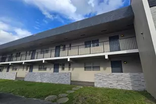 7801 Colony Circle S, Tamarac, FL 33321 - Photo 2