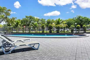 7801 Colony Circle S, Tamarac, FL 33321 - Photo 12