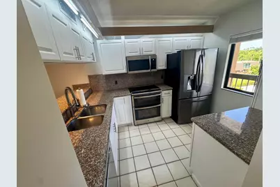 601 Seafarer Circle #405, Jupiter, FL 33477 - Photo 12