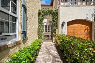 1027 Coralina Ln, Delray Beach, FL 33483 - Photo 6