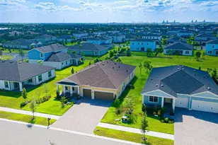 1061 Haywagon Trl, Loxahatchee, FL 33470 - Photo 4