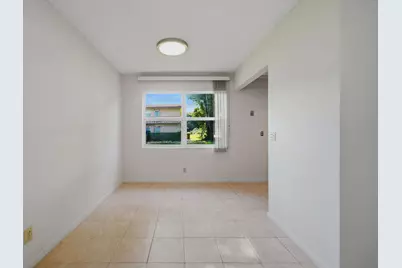 132 Cambridge F #132, West Palm Beach, FL 33417 - Photo 4
