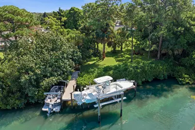 4916 SE Manatee Cove Road, Stuart, FL 34997 - Photo 1
