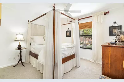 11290 Glen Oaks Court, North Palm Beach, FL 33408 - Photo 24