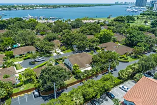 11290 Glen Oaks Ct, North Palm Beach, FL 33408 - Photo 36