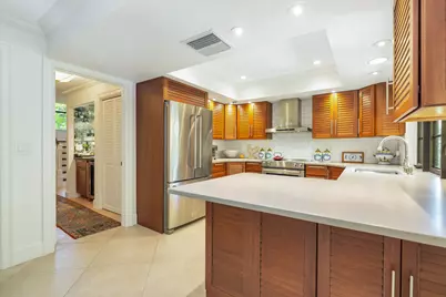11290 Glen Oaks Court, North Palm Beach, FL 33408 - Photo 16