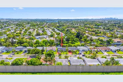 4200 NW 52nd Avenue, Lauderdale Lakes, FL 33319 - Photo 2